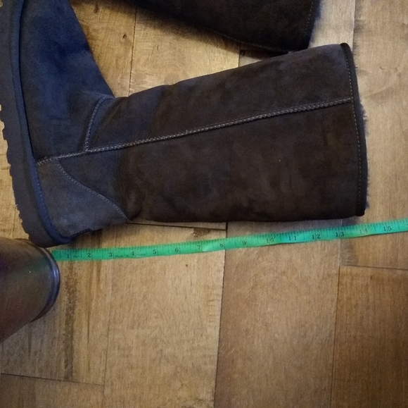 Ugg boots - Picture 4 of 6